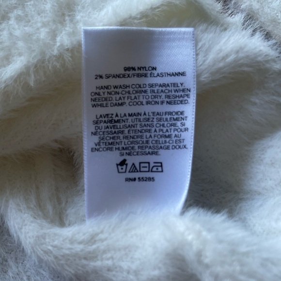 Express Ivory Cozy Fuzzy Crew Neck Sweater Sz M - Picture 9 of 13